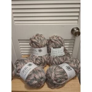 Loops & Threads Chunky Twist Pink Grey 4 skeins color 1903 Lot 202106 250 Grams